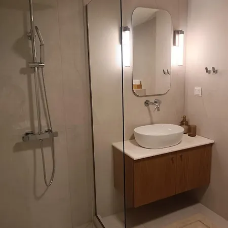 Apartment Mostra